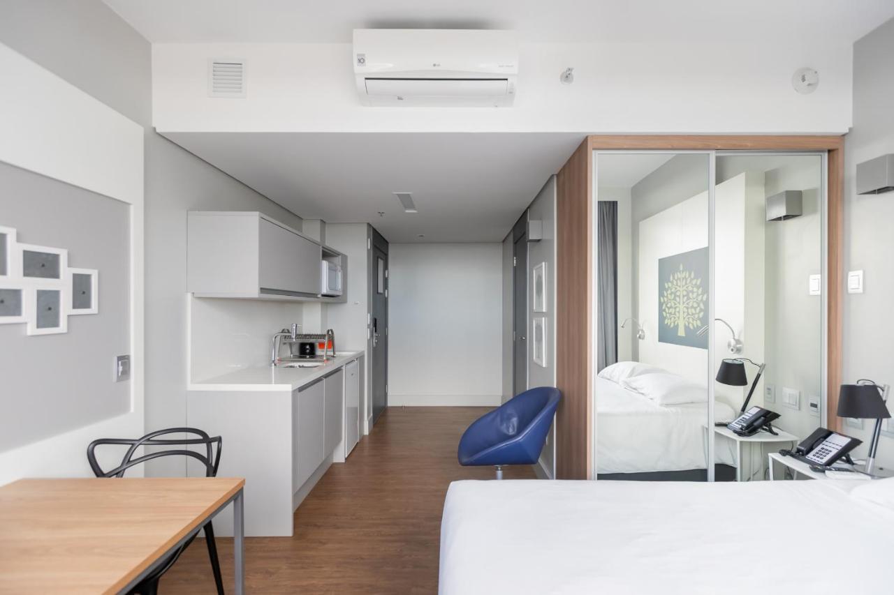 Studio Premium Batel - Hsb010 Apartment Curitiba Luaran gambar