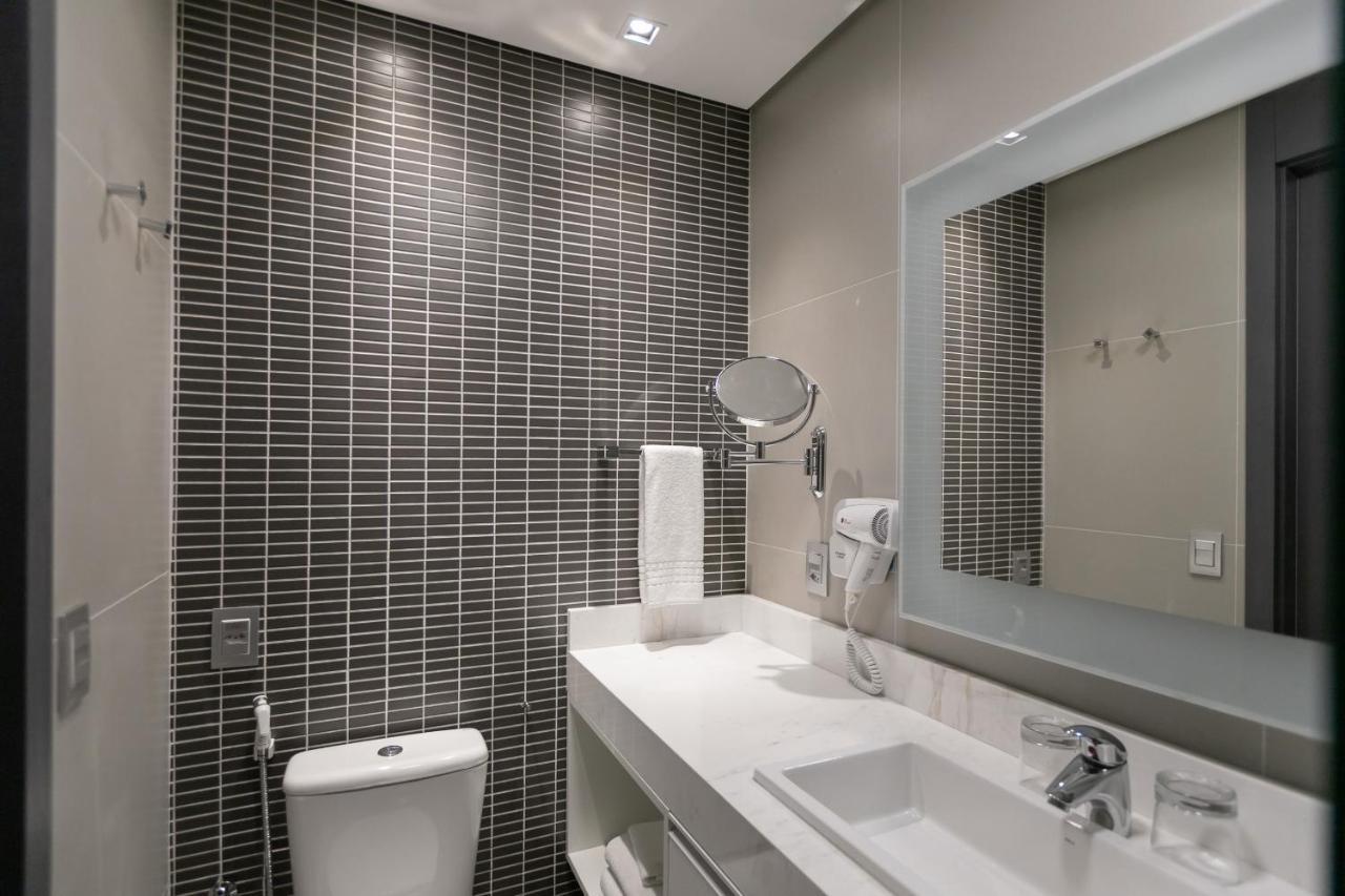 Studio Premium Batel - Hsb010 Apartment Curitiba Luaran gambar