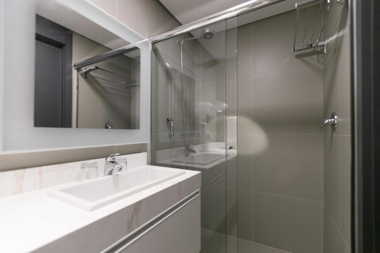 Studio Premium Batel - Hsb010 Apartment Curitiba Luaran gambar
